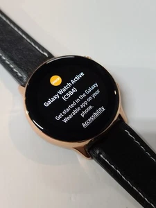 Samsung Galaxy Watch Active SM-R500, Rose Gold,40mm :SW012 - Photo 1 sur 8