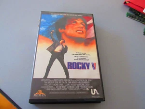 Rocky V 5 (Sylvester Stallone, Talia Shire, Burt Young) - VHS edizione MGM rara - Imagen 1 de 3