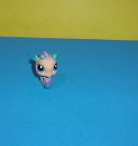 Littlest Pet Shop LPS #142 Seahorse Pearl Peach Blue Purple with Blue Eyes LPS - Picture 1 of 2