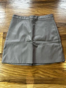 New Look Grey Faux Leather Skirt - Size 12 River Island H&M Zara Bershka Cos - Picture 1 of 2
