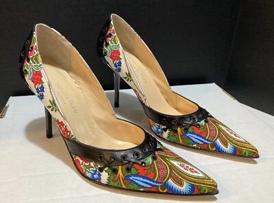 ISABELLA FIORE Flower Pattern Fabric & Black Leather Pumps In Box Beautiful - Image 1 of 4