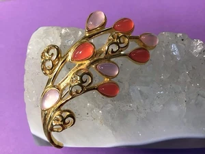 Trifari Jelly Belly Brooch - Picture 1 of 5