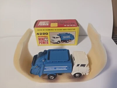 Shinsei Mini Power #4220 GMC GARBAGE COLLECTOR - Image 1 of 4