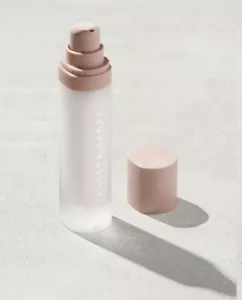 Fenty Beauty by Rihanna Pro Filt'r Filter Mattiergrundierung 1 Unze/30 ml - Bild 1 von 3