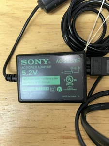 Genuine Sony 5.2V 2A AC Adapter Charger for Reader Digital Books model AC-S5220E - Picture 1 of 5