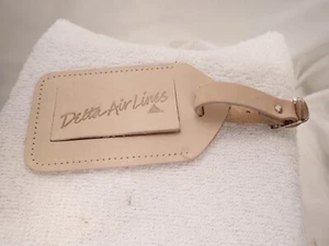 Vintage~Delta Air Lines Leather Luggage Tag~Never Used 1985-1987 Script Rare! - Picture 1 of 3
