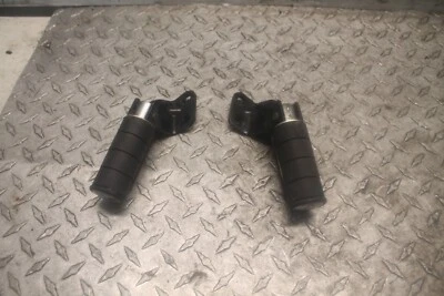 2008 SUZUKI BOULEVARD LEFT / RIGHT REAR FOOT REST PEG SET - Image 1 of 4