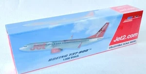 Boeing 737-800 Jet2 Red - Silver Premier Models Snap Fit collectors Scale 1:200 - Picture 1 of 3