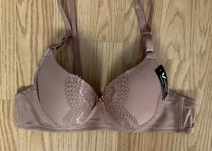 Vadalala Womens Bra Lace Size 32B Padded Push Up Style 96001 Underwire Beige A72 - Picture 1 of 12