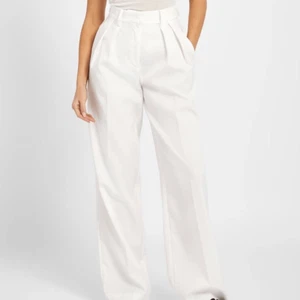 NWT BOA ( because of Alice) Dad White Wide-Leg Trousers Sz L - Picture 1 of 7