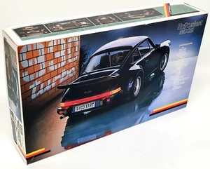 Fujimi 1/24 - Porsche 911 930 Turbo 1976 Plastic Scale Model Car Kit - Picture 1 of 5