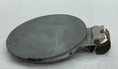 Chevrolet Corvette 1969-1973 tapa del tanque de gasolina puerta de llenado de combustible Chevy C3 tapa bisagra Foto 1 de 4