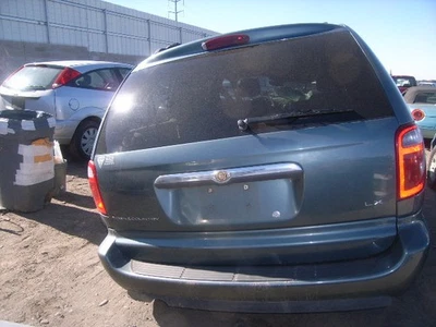 Motor limpiaparabrisas usado se adapta a: conector de cableado Chrysler Town & Country 2006 Foto 1 de 4