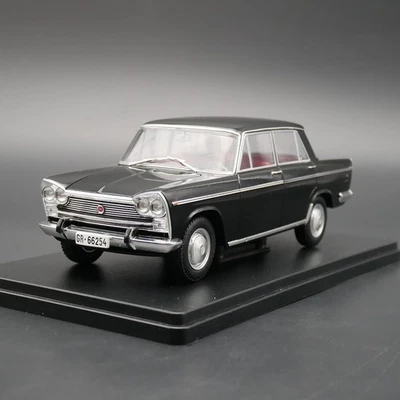 1:24 Scale Seat 1500 1971 Classic Metal Car Model - Spanish Vintage - Image 1 of 4