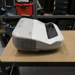 EPSON LCD Projector H454B 3LCD HDMI WXGA EB-485W - Picture 1 of 7