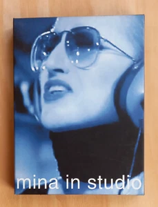 DVD "MINA IN STUDIO" COFANETTO CARTONATO + BOOKLET 2001 perfetto - Foto 1 di 4