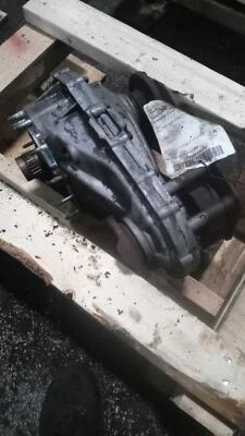 2010 Jeep Commander Transfer Case Assembly OEM 52105928AB 149K Miles Black - Image 1 of 4