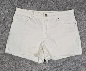 Jessica Simpson Damen 29 Maße 30 Uptown Highrise Shorts weiß Häkelspitze - Bild 1 von 13