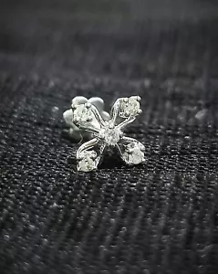 Véritable Cinq Diamant Fleur Nez Lèvre Labret Vis Piercing Broche Clou 14k Or - Photo 1/19