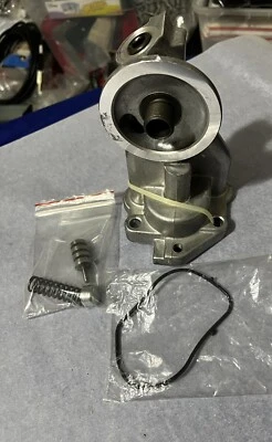 Bomba de aceite para Ford E-150 Econoline Club Wagon Lincoln Continental Mercury Sable Foto 1 de 4