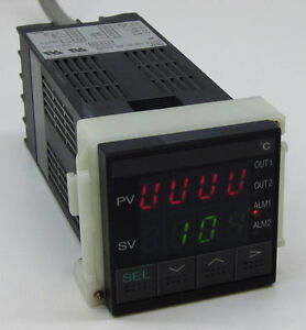 Fuji PYX4MAY1-220YC-Z PYX Series Fuzzy Logic Temperature Controller