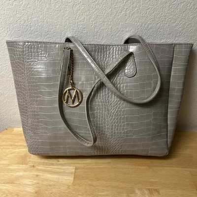 Mia K. Farrow Collection tote bag light gray crocodile-embossed vegan leather - Image 1 of 4