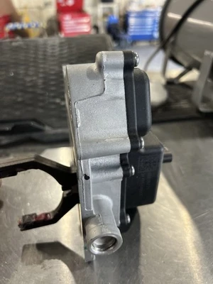 Actuador delantero Jeep Wrangler JL/JT 4x4. Nuevo. Nunca usado. Envío gratuito solo EE. UU. Foto 1 de 4