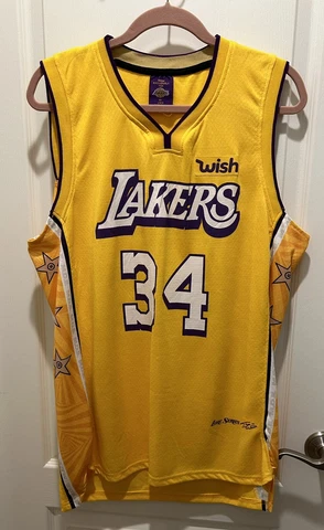 Los Angeles Lakers Shaquille O'Neal series SGA Staples Center jersey SHAQ Lore Cover