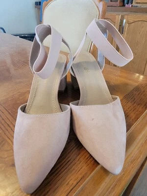 Faux Suede Slingback Pumps w/Wide Elastic Ankle Strap By Dream Pairs Sz 11 - Image 1 of 4