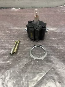 NOS Westinghouse PB1T1P Model B Indicator Light - Picture 1 of 9