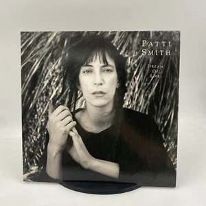 Patti Smith Dream Of Life Vinyl LP & Lyric Sleeve EX/VG A1/B1 - Picture 1 of 11