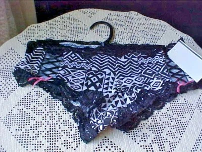 Bragas Talla 5 Sexy Encaje Descarado Blanco Negro Rosa Lazo Por Rene Rofe Nuevas Con Etiquetas Foto 1 de 4