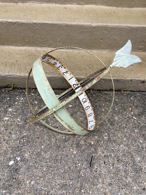 Flecha de decoración exterior fina esfera armilar jardín hierro sueco A.R Aronsson  Foto 1 de 4