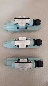 Nakakita NS692RT-6-ACB-54 Solenoid Valve 110V - Picture 1 of 6