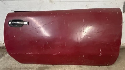 Triumph Spitfire 1500 1975-1979 puerta derecha derecha con piezas internas sin cristal usado Foto 1 de 4