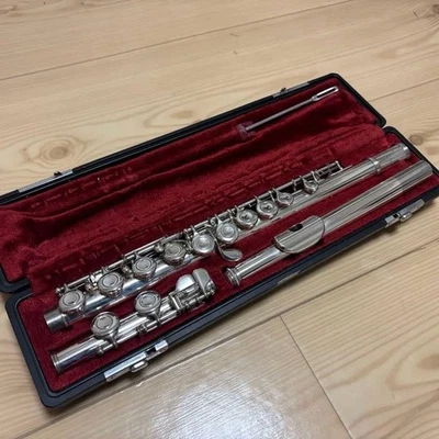 YAMAHA Flute YFL-211S NICKEL SILVER INSTRUMENT Music with Hard case Brass Band - Image 1 of 4