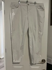 Democracy AB Solution Plus Size 20W White Jeans, Straight Leg - Picture 1 of 5