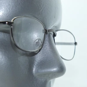 Reading Glasses Charcoal Gray Metal Narrow Profile Low Rise +3.00 Lens Strength - Picture 1 of 1