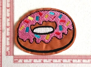 Embroidered Iron On Patch Applique Donut 6.5 x 5 cm # 43 - Picture 1 of 2