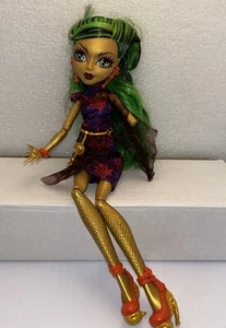 2012 Monster High Jinafire Long Scaris City of Frights Doll Minus Tail Arm Hand - Picture 1 of 8