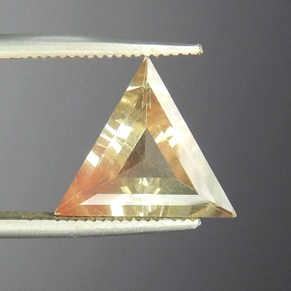 BEST 2.8ct Yellow Red Oregon Sunstone Copper Schiller Natural Mined Unheated USA - Image 1 of 4
