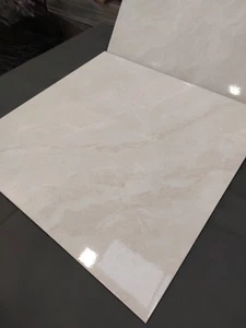 Cream marble effect 61x61cm porcelain tile Inc Delivery 40m2 Lot - Picture 1 of 8