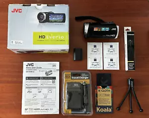 Videocámara JVC EVERIO GZ-E306BU Full HD zoom 60x 1080p pantalla táctil 64 GB de memoria - Imagen 1 de 7