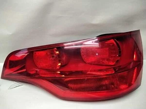 2007 2008 2009 AUDI Q7 Tail Light Assembly Right - Picture 1 of 3