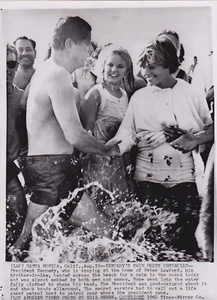 PRESIDENT JOHN F. KENNEDY Swims Santa Monica CA *BILL BEEBE* VINTAGE 1962 photo - Picture 1 of 2