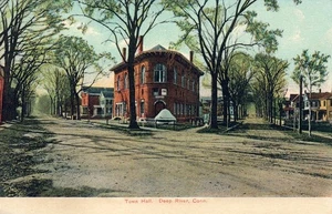 Town Hall in Deep River CT Connecticut Postcard - Picture 1 of 2