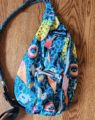 Bolso Bandolera Kavu Cuerda Estampado Floral Suculento Negro Viaje Difícil de Encontrar Invernadero Foto 1 de 4