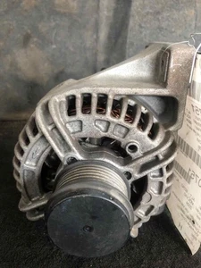 Alternator VOLVO 40 SERIES 00 01 02 03 04 - Picture 1 of 5