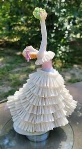 FIGURA NIÑA BAILARINA ENCAJE DRESDEN 9.5"  - Imagen 1 de 7