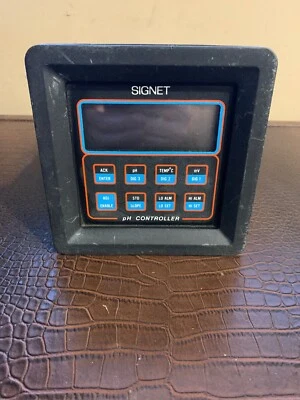 SIGNET Scientific PH Controller MK710-3 - Image 1 of 4